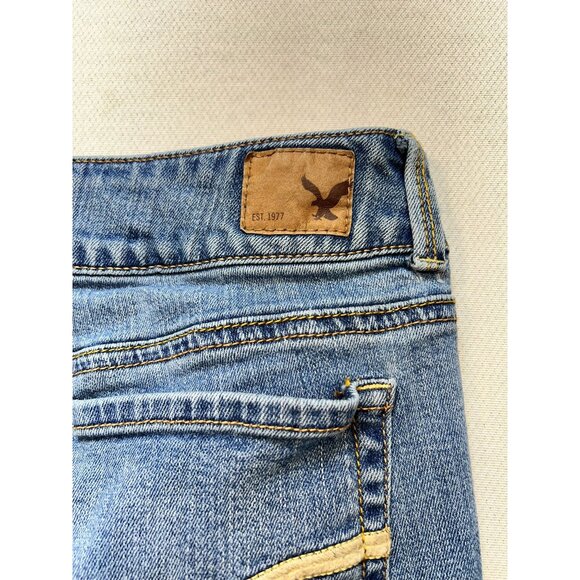 American Eagle Outfitters Straight Leg Jeans Womens 14 Blue Denim Distressed - Picture 12 of 12